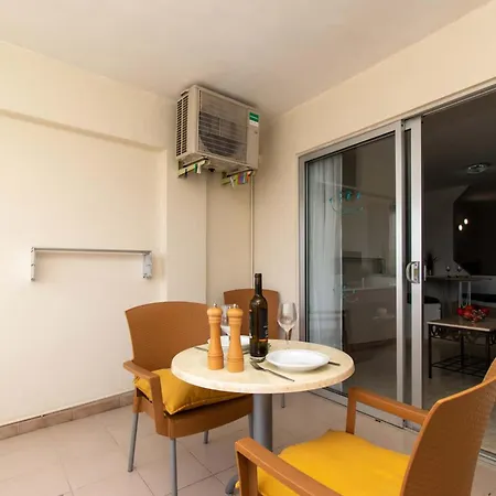 Santa Maria 133 - Appartement *