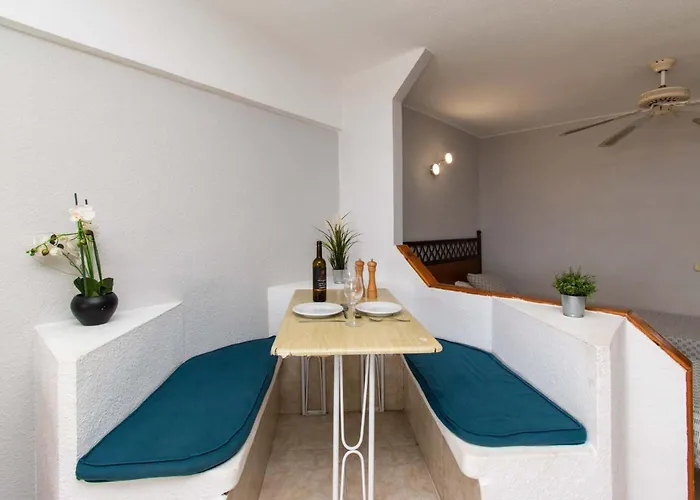 Santa Maria 133 - 아데제